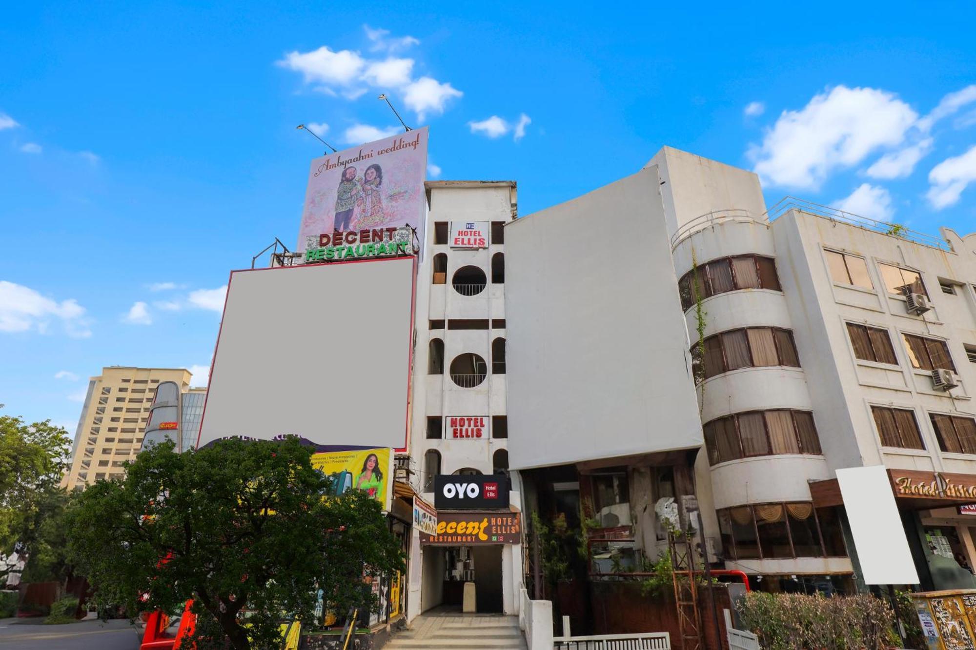 Hotel O Ellis Ahmedabad Exterior foto