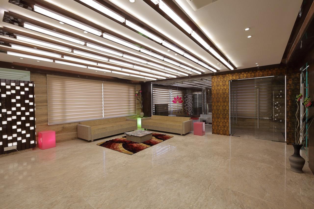 Hotel O Ellis Ahmedabad Exterior foto